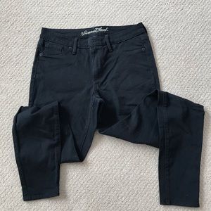 Universal Thread mid rise jeggings SZ 6 / 28L